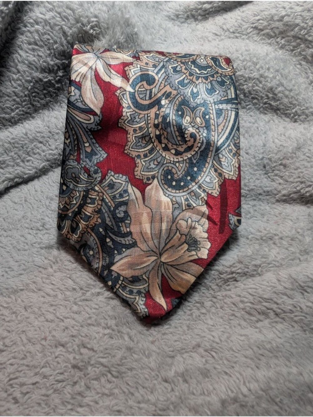 Corner Stone Floral Paisley Tie Red Blue Beige Mens Accessory Polyester